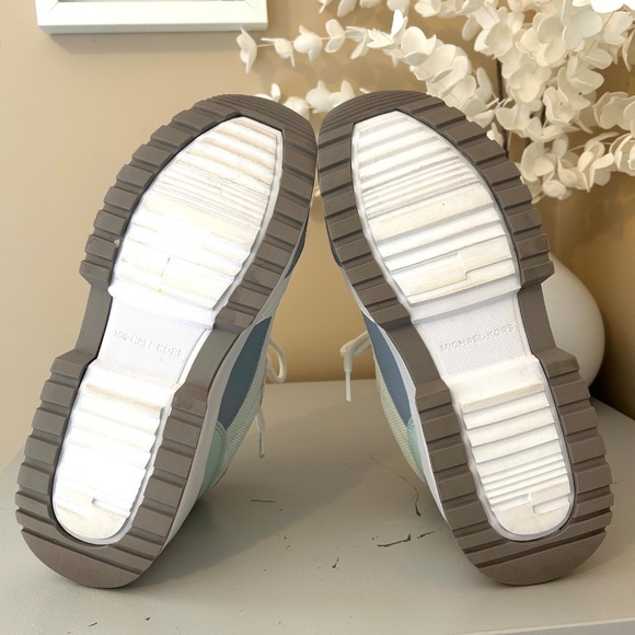 MICHAEL MK Platform Sneaker Pastel Blues and Silver Size 7 EUC - Picture 7 of 15